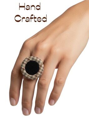 Hand Crafted Brown Tan Plaid Fabric Antique Button Statement Ring NWT OS
